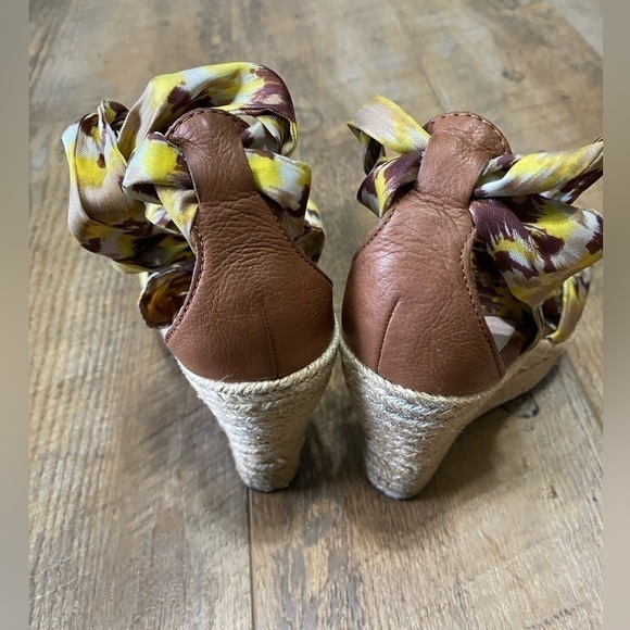 Ugg Australia Lucianna Platform Sandals Women’s Size 5.5 - Picture 9 of 10